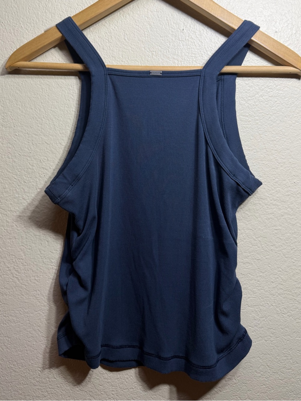 Vuori Pose Cooper Tank Ocean Blue Ribbed Shelf Tank M - Picture 4 of 6